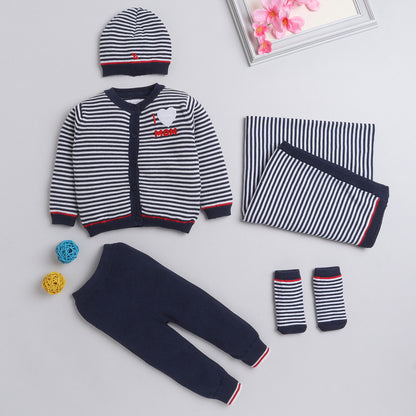 New Born Cotton Baby Set For All Season With Cardigan, Pajama, Cap and Pair of Socks and Blanket