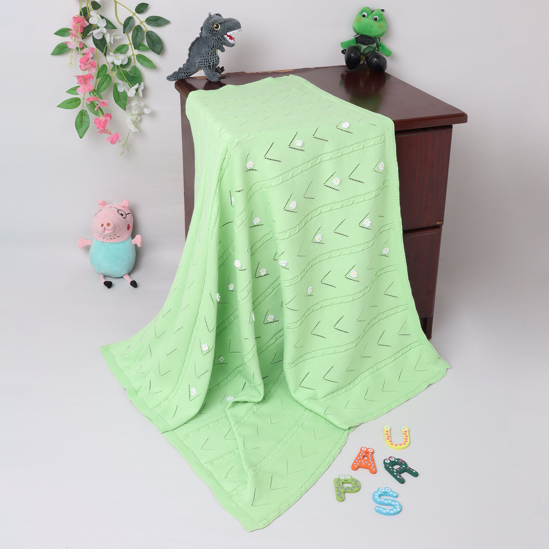 Newborn Baby Cotton Blanket – Soft, Breathable & Cozy | Lightweight All Season Unisex Baby Wrap for Everyday Comfort