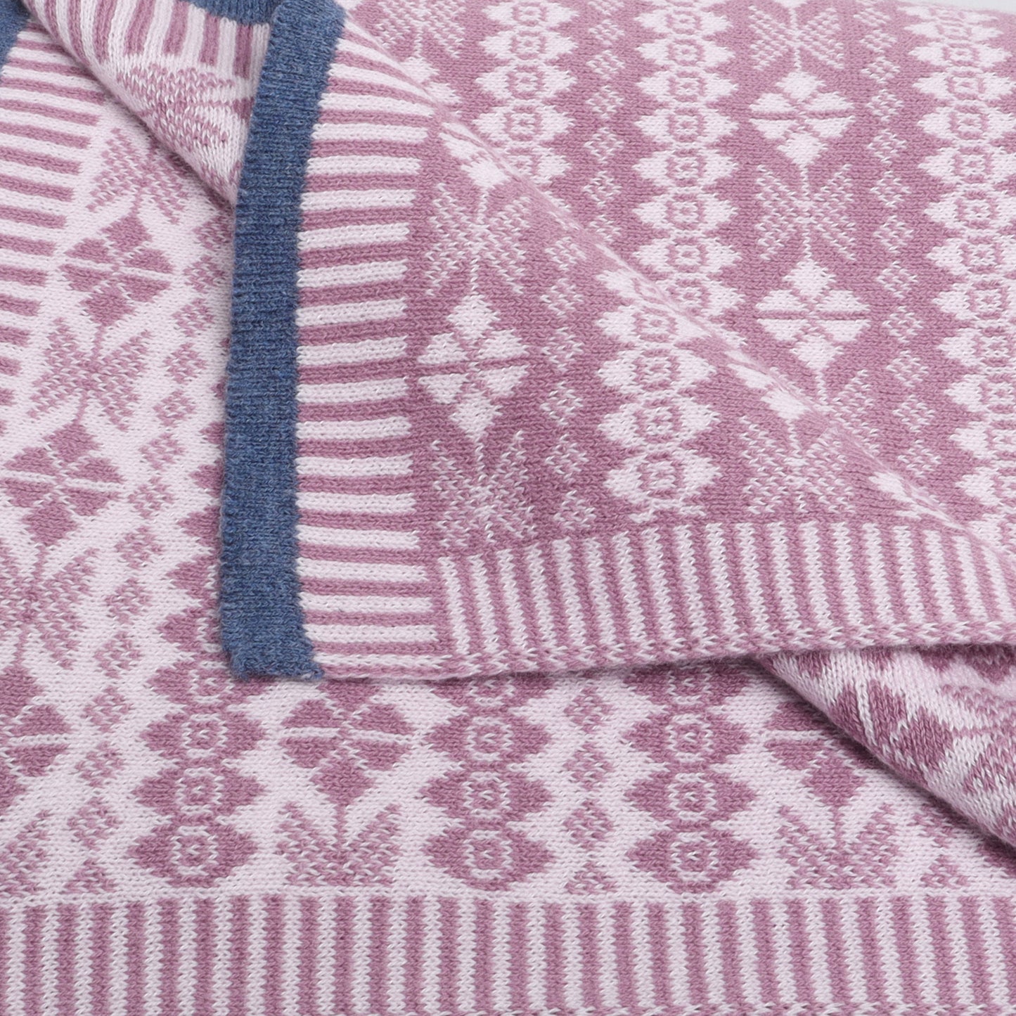 Yellow Apple Knitted Baby Blanket | Soft Warm Jacquard Baby Wrap for Newborns