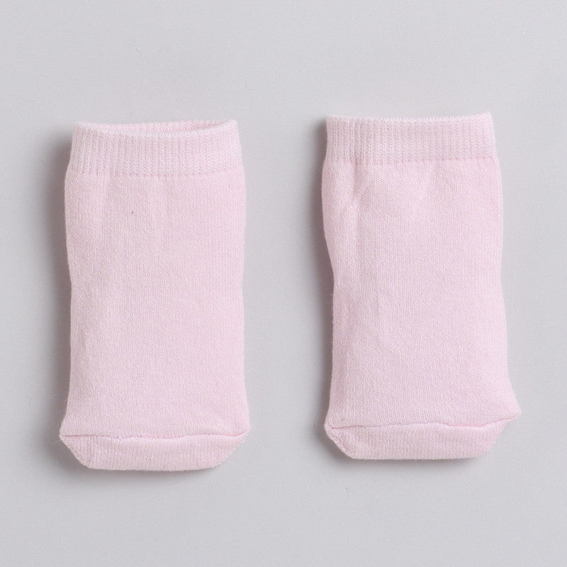 New Born Cotton Baby Set For All Season With Cardigan, Pajama, Cap and Pair of Socks