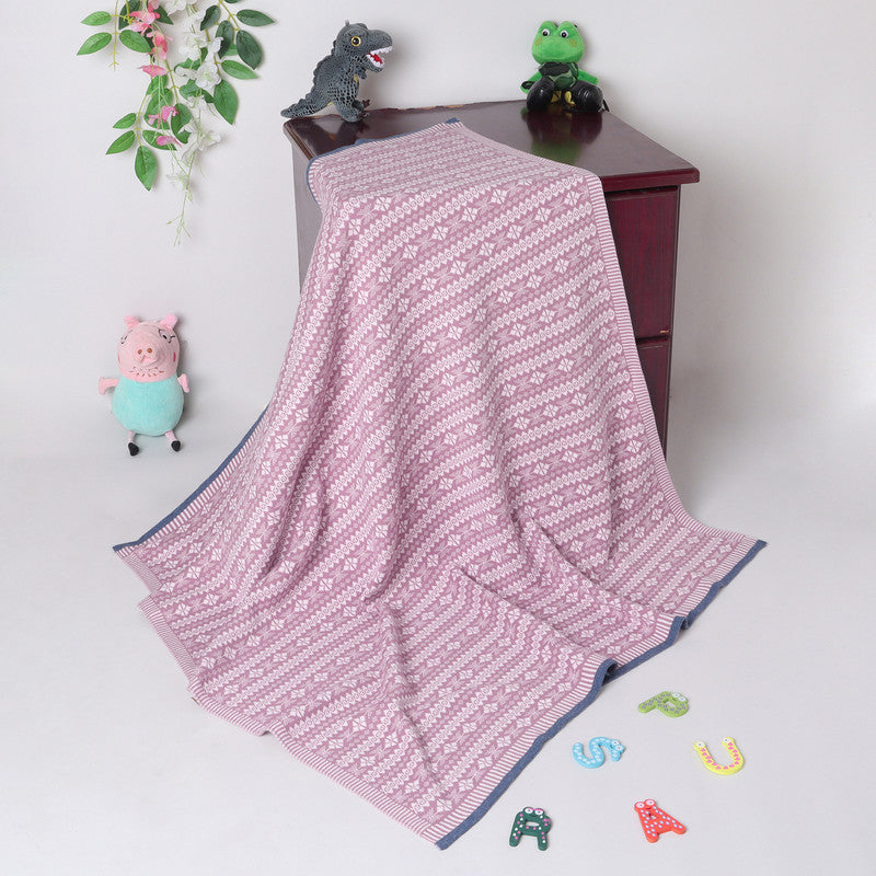 Yellow Apple Knitted Baby Blanket | Soft Warm Jacquard Baby Wrap for Newborns