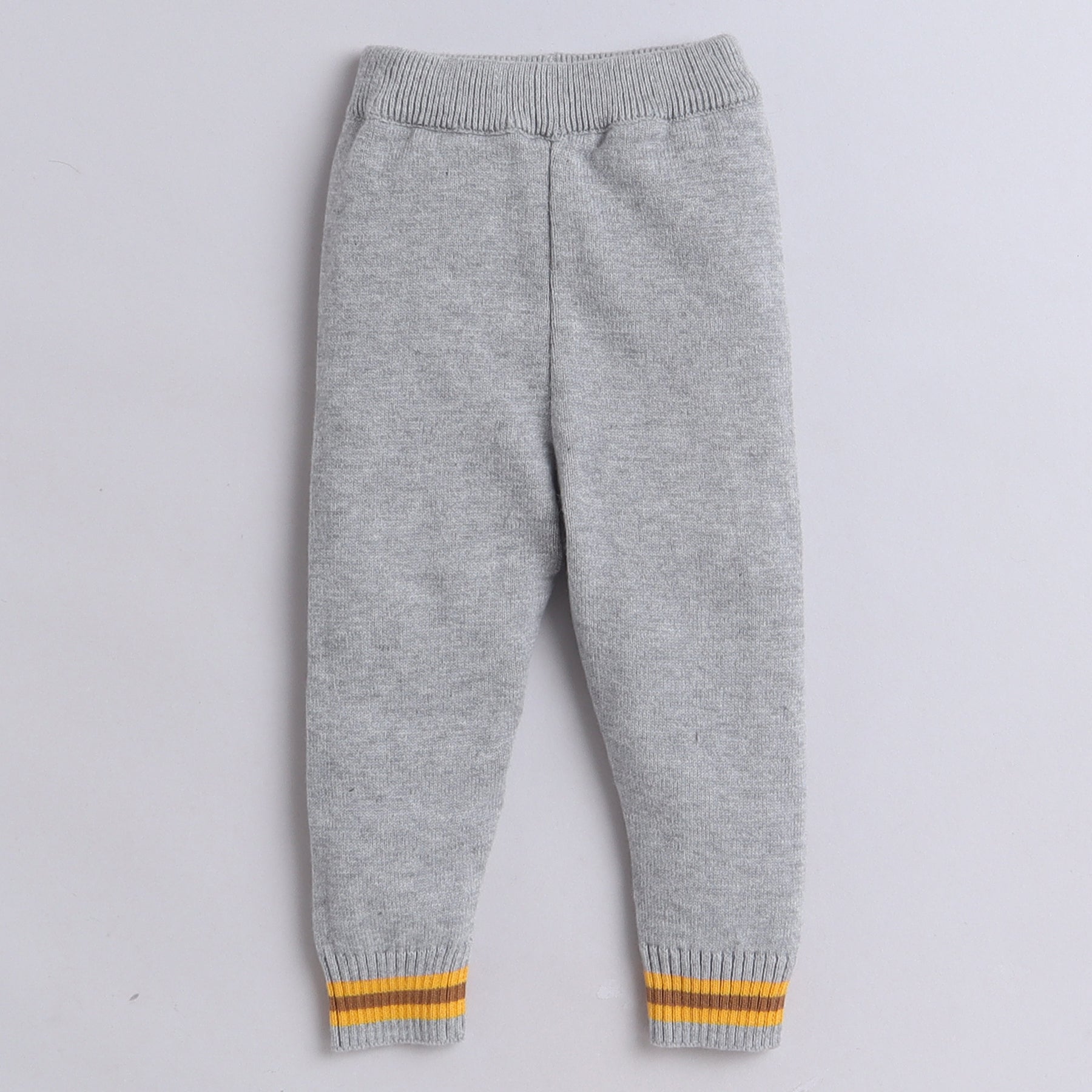 Newborn Cotton Baby Set (Pack of 4) – All Season Soft & Comfortable Unisex Outfit | Top, Bottom, Cap & Socks (0-6 Months)