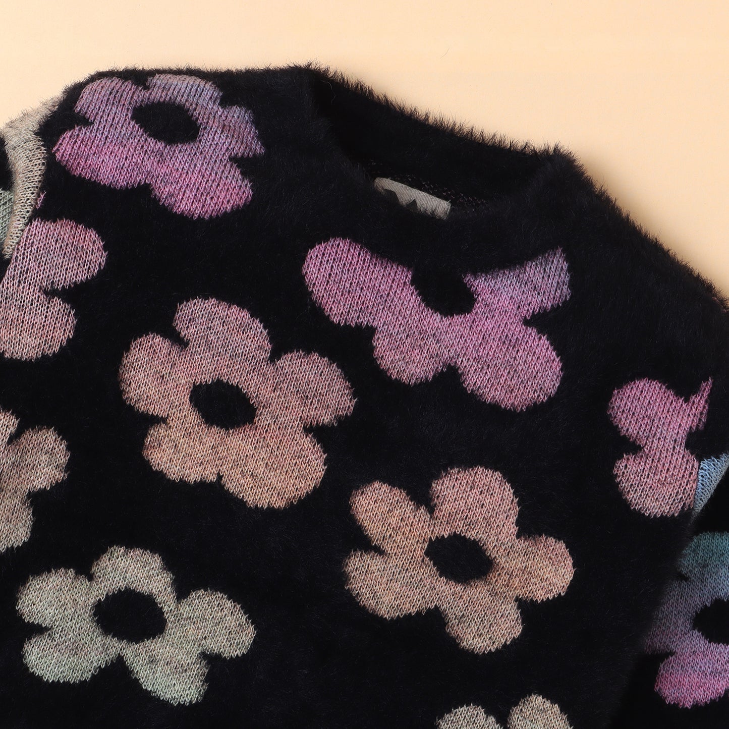 Yellow Apple-Fuzzy Floral Print Sweater for Girls – Cozy & Bold Style