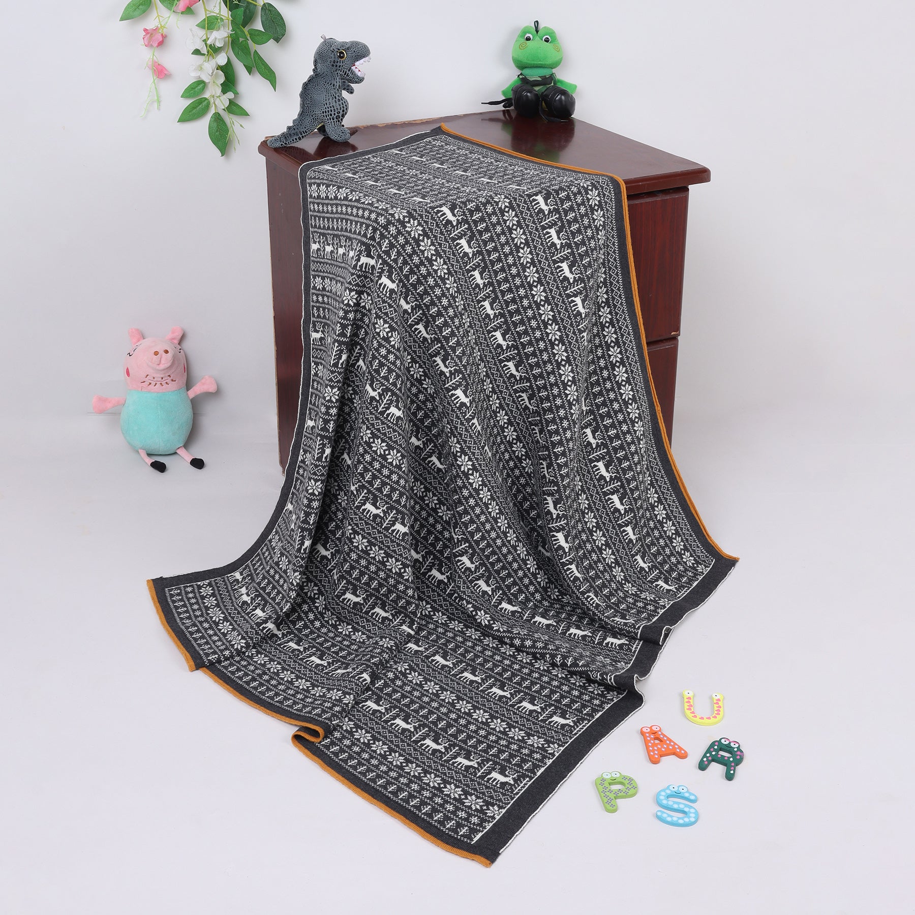 Yellow Apple-Knitted Baby Blanket | Soft Reversible Jacquard Baby Wrap for Newborns