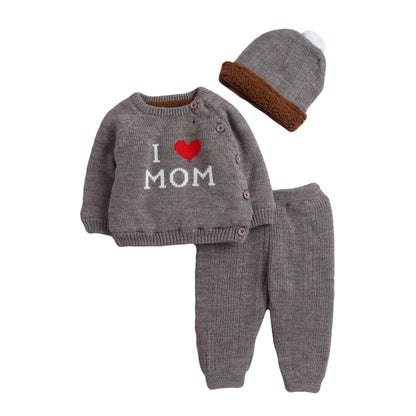 Cute I Love Mom  Print Three Piece Set For Babies