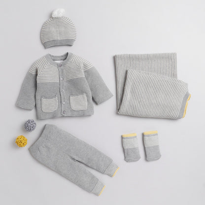 New Born Cotton Baby Set For All Season With Cardigan, Pajama, Cap and Pair of Socks and Blanket